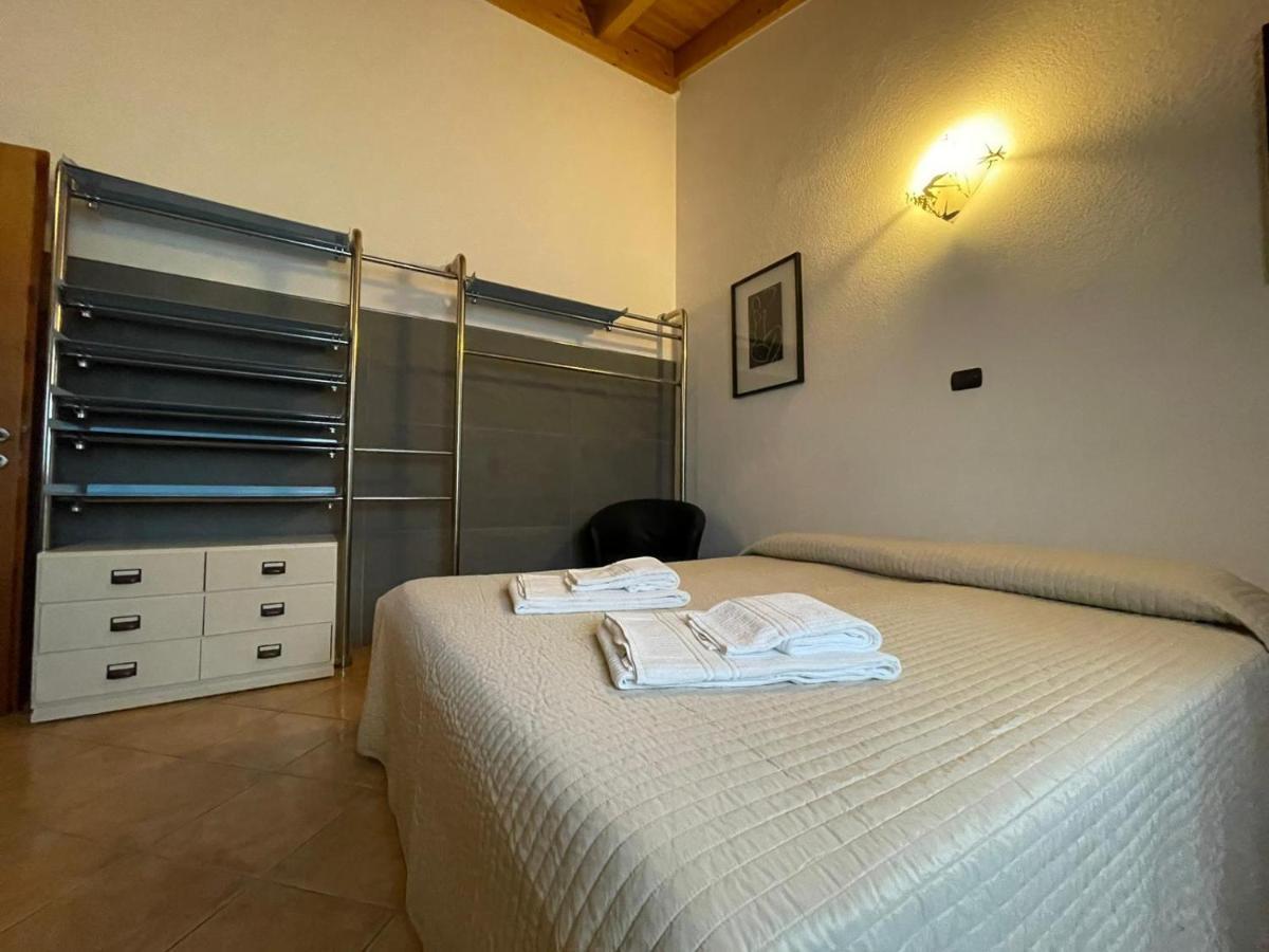 Garda Lake - Appartamenti Castelnuovo del Garda Extérieur photo